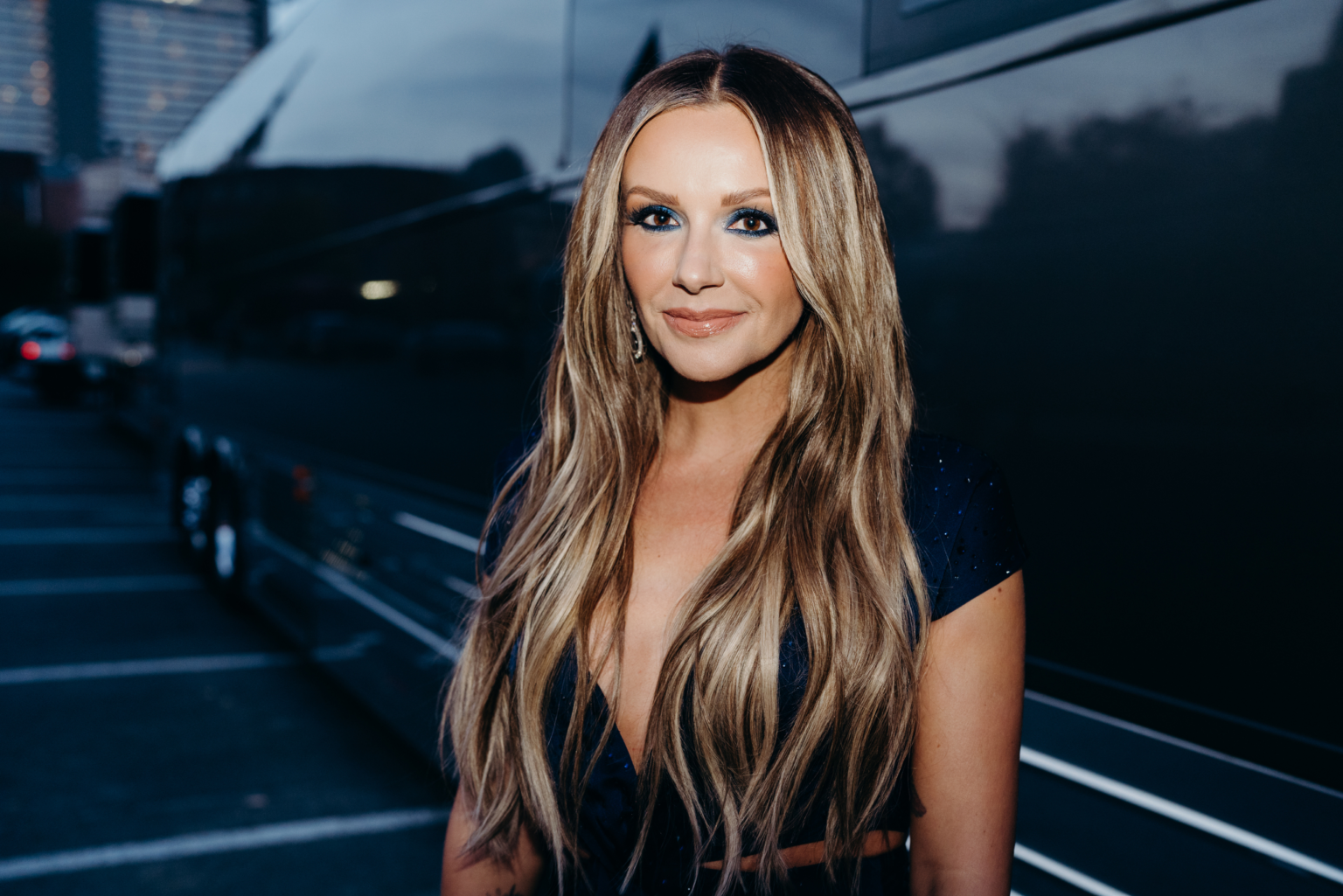 Carly Pearce lanza ‘We Don’t Fight Anymore’ con Chris Stapleton