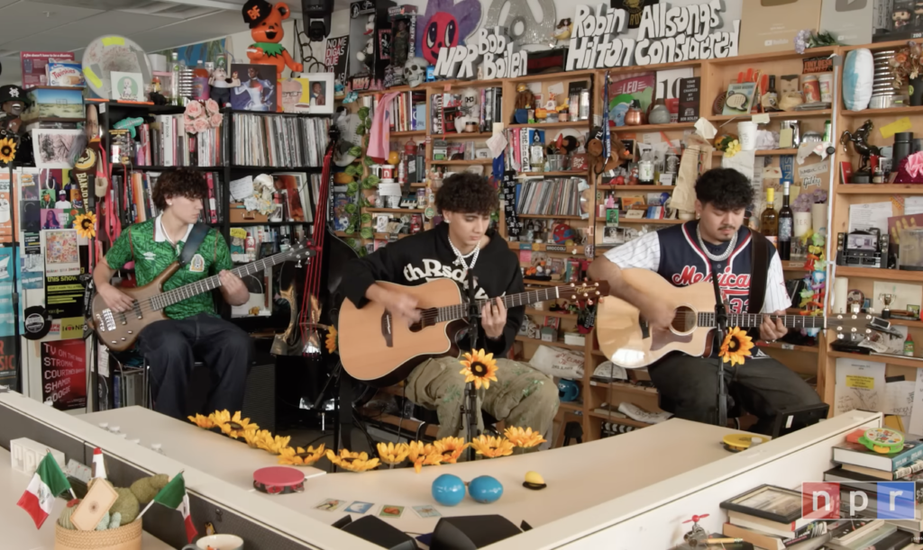 DannyLux debuta en el Tiny Desk con una íntima actuación