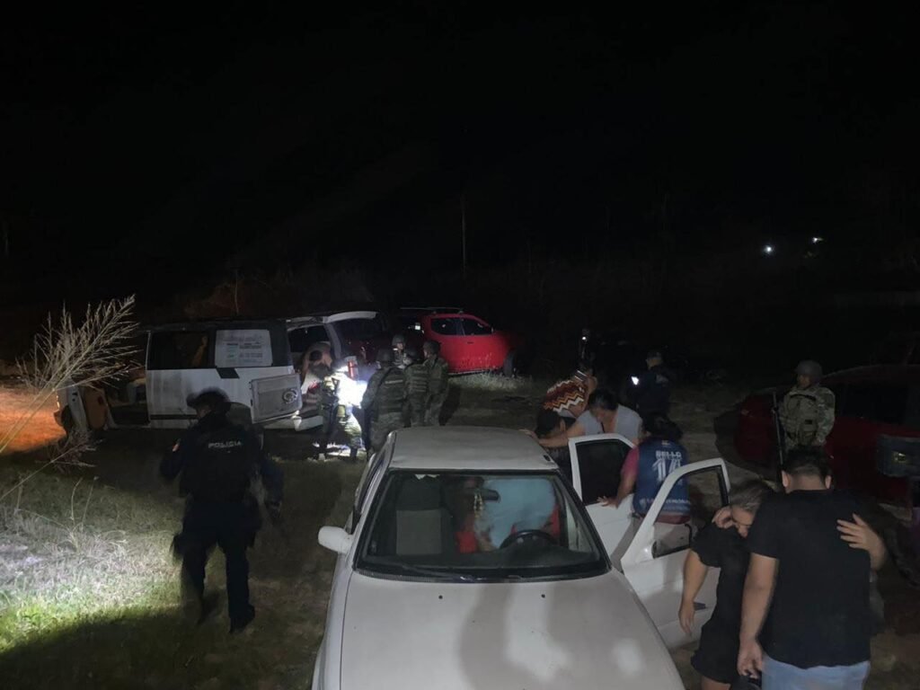 Ataque armado en Petatlán: 13 muertos y 22 heridos, contradice versión inicial de la Fiscalía