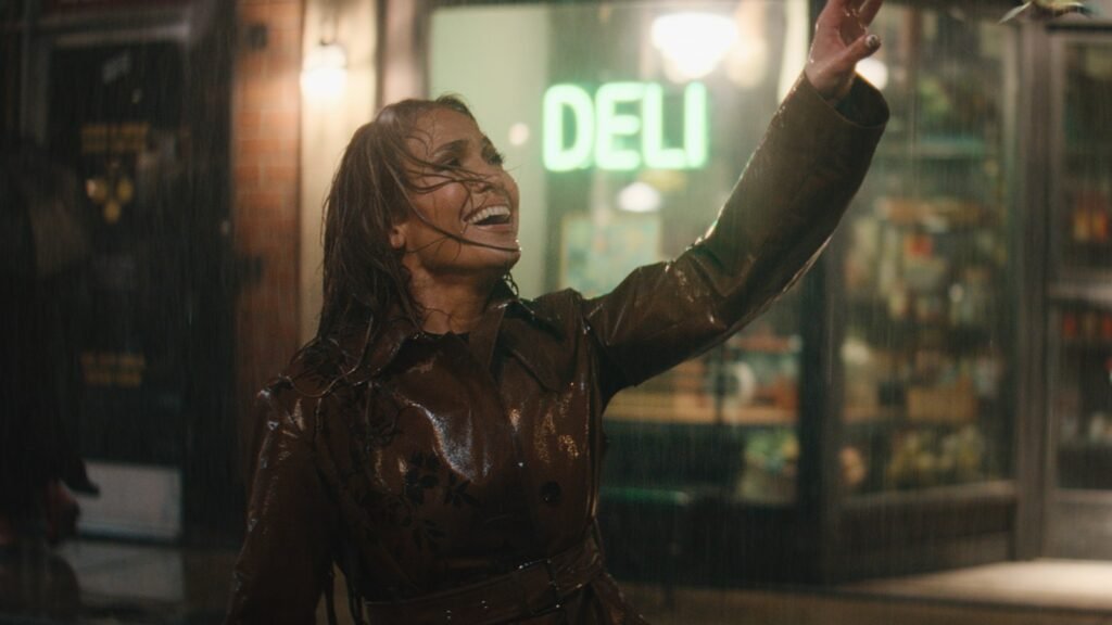 Jennifer Lopez presenta “This Is Me…Now: A Love Story” en el nuevo tráiler