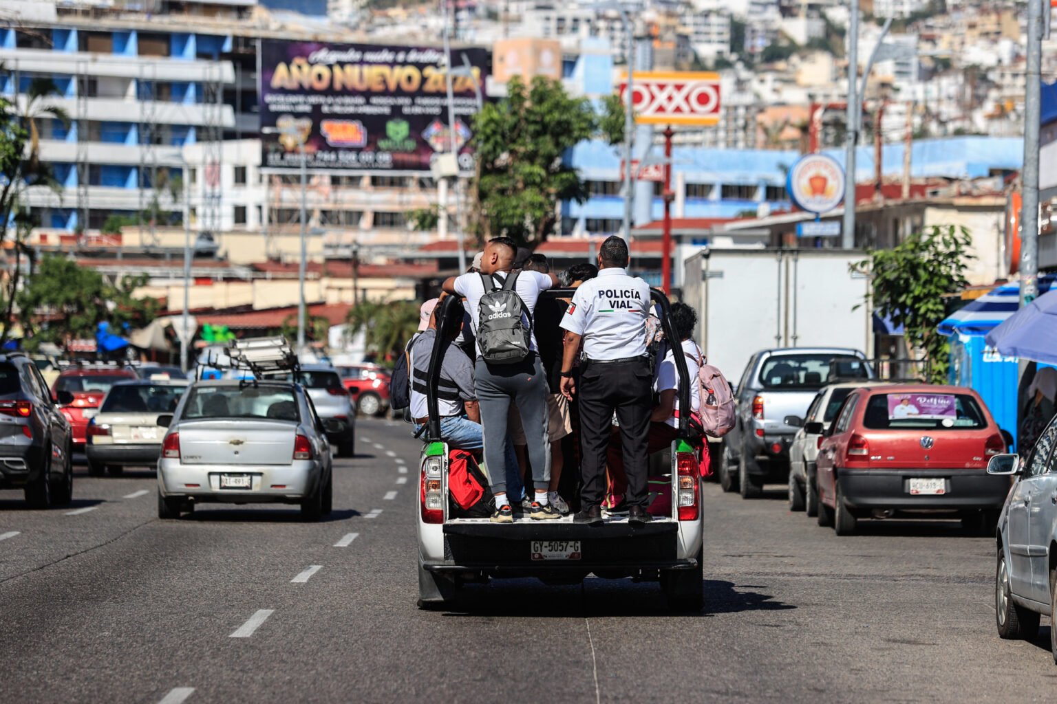 Transportistas mexicanos en Acapulco: dos días sin servicio por violencia del crimen organizado
