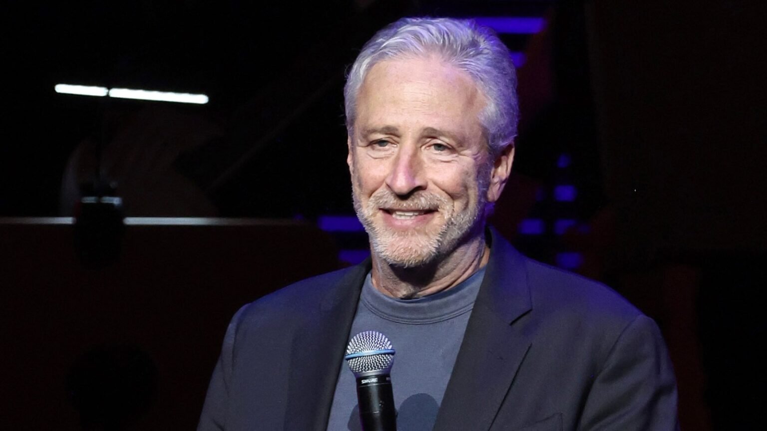 Jon Stewart regresa con un nuevo podcast semanal: “The Weekly Show with Jon Stewart” – Rolling Stone