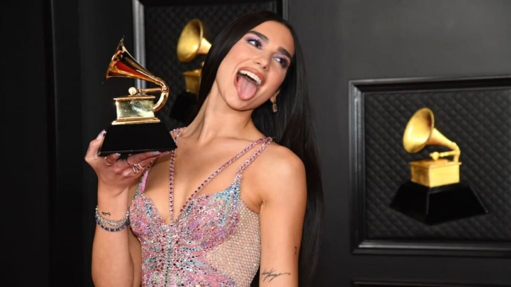 Dua Lipa se ausenta de los Grammy 2025 a pesar del éxito de su álbum Radical Optimism