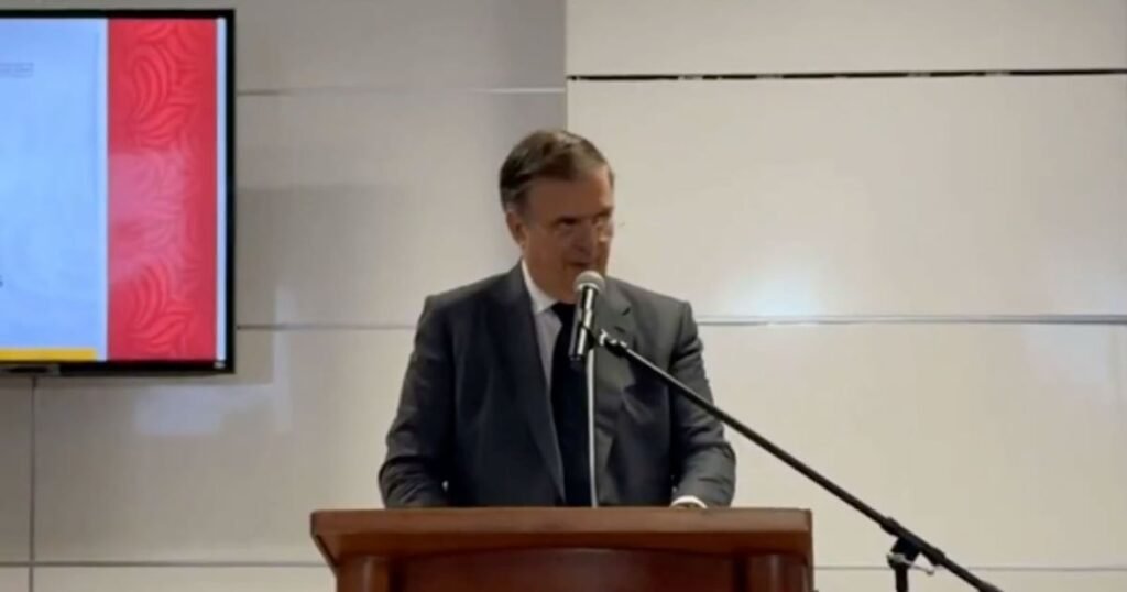 Ebrard llama a la calma ante propuesta de Trump de cambiar el nombre del Golfo de México a Golfo de América