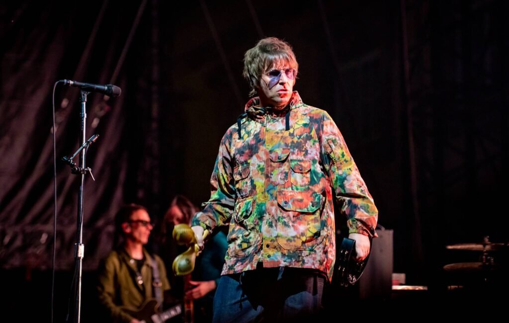 Liam Gallagher critica el Salón de la Fama del Rock y el Pop tras la nominación de Oasis