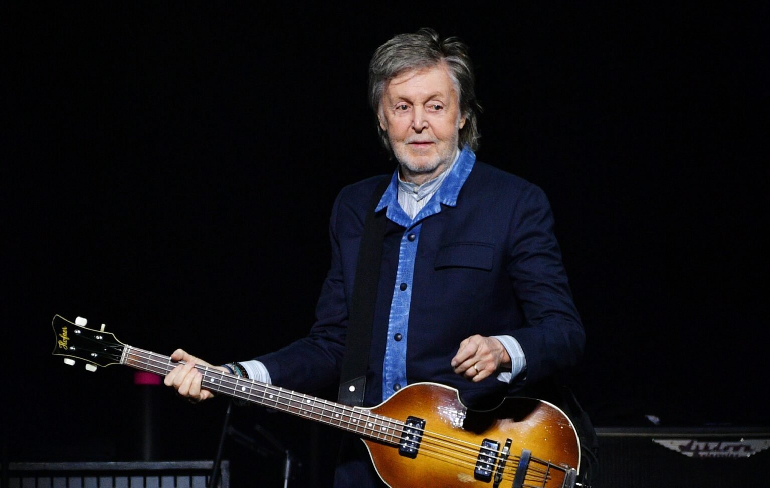 Paul McCartney rinde homenaje a ‘Abbey Road’ en el especial del 50 aniversario de SNL