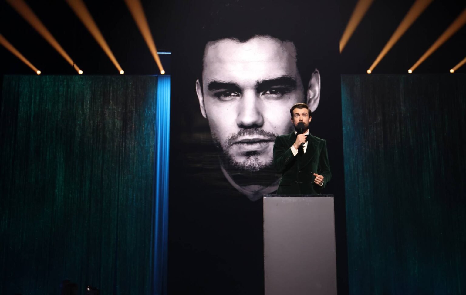 Liam Payne homenajeado en un emotivo tributo durante los BRIT Awards 2025
“Esta noche celebramos su legado”