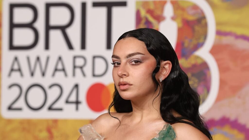 Premios Brit 2025: Cobertura en Directo desde la Alfombra Roja