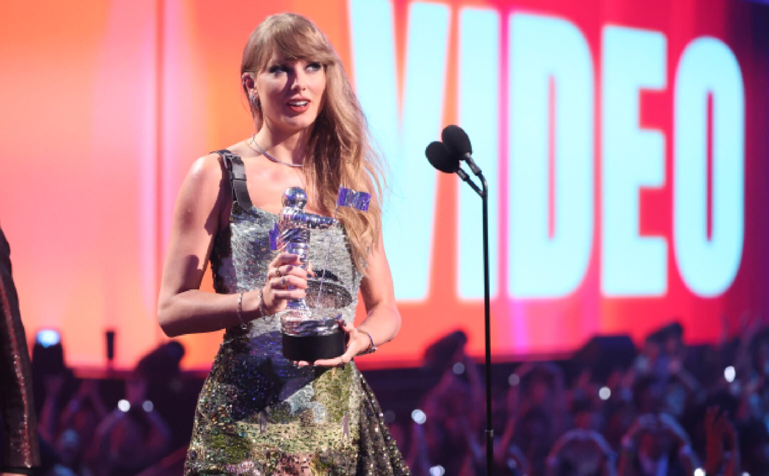 Taylor Swift logra el lanzamiento de vinilo nuevo más vendido de la década