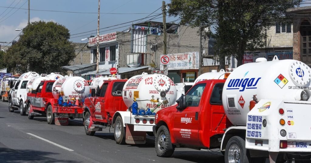 Gaseros suspenden paro nacional para retomar negociaciones con SENER