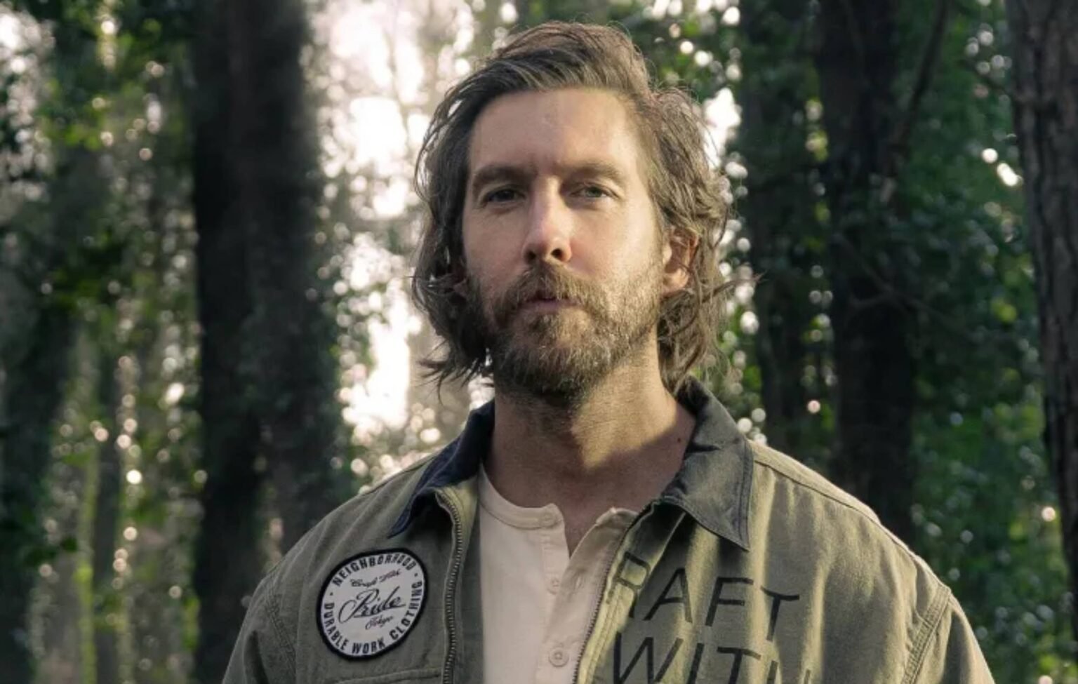 Calvin Harris denuncia robo de $22.5 millones por parte de su asesor financiero para financiar un proyecto inmobiliario fallido