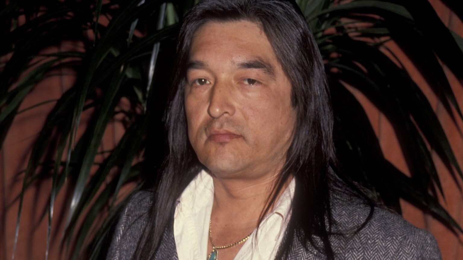 Fallece Graham Greene, Actor Nombrado al Oscar por ‘Dances With Wolves’, a los 73 Años