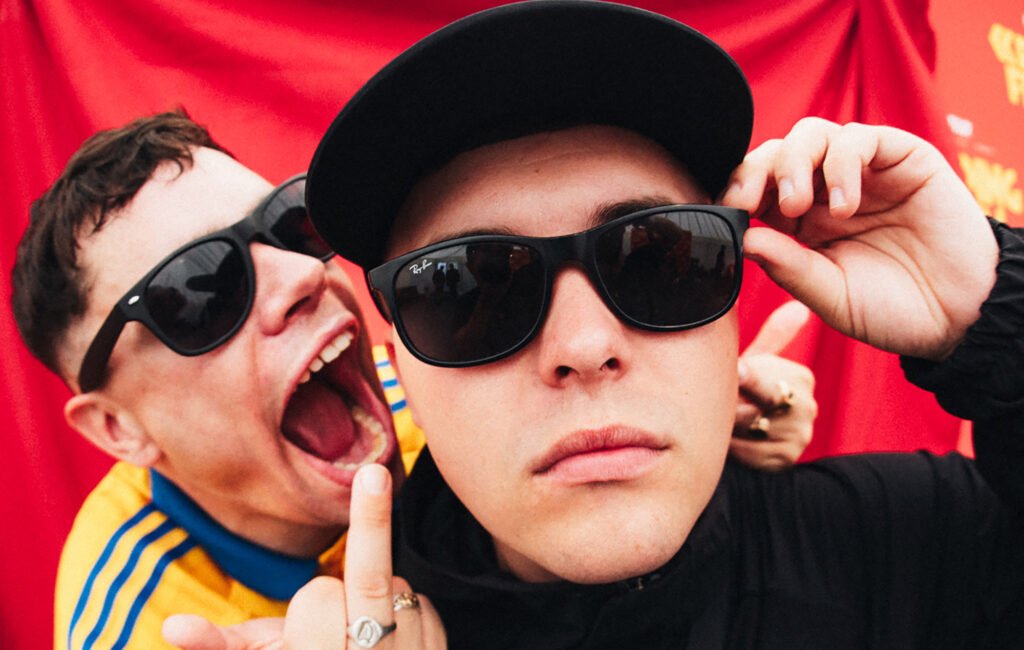 Kneecap’s Mo Chara evalúa seriamente una demanda legal contra el estado británico tras el sobreseimiento de cargos por terrorismo