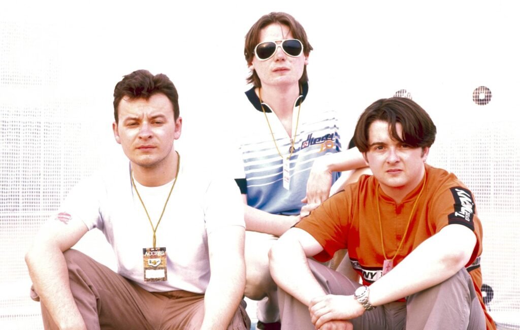 Proyección y charla sobre el documental ‘Escape From History’ de Manic Street Preachers y su álbum ‘Everything Must Go’