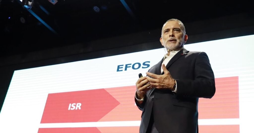 Luis Pérez de Acha: Aspirante a liderar la FGR presenta su candidatura ante el Senado