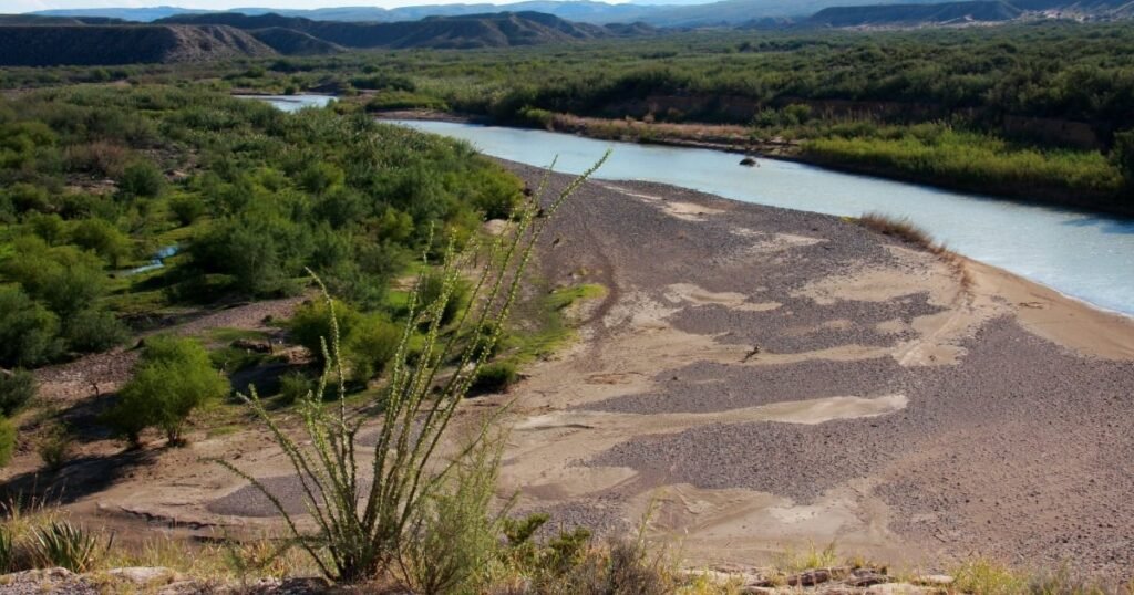 Tensión entre México y Estados Unidos por el Tratado de Aguas: Causas y Consecuencias