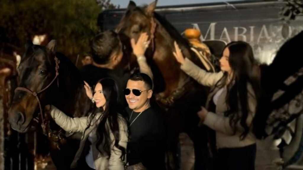 Ángela Aguilar sorprende a Christian Nodal con un regalo especial en su cumpleaños: un caballo en el Nodal Fest