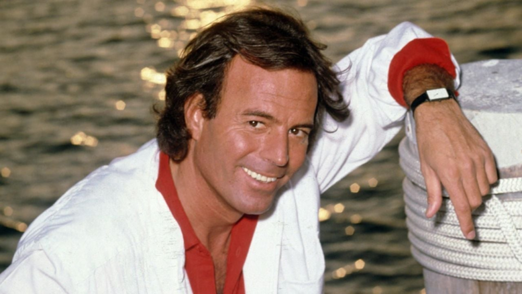 Investigación a Julio Iglesias por denuncias de acoso y agresión sexual de dos extrabajadoras
