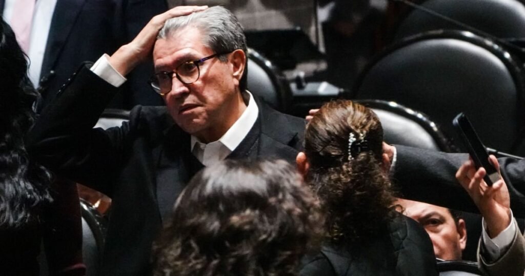 Monreal cuestiona adquisición de camionetas para ministros de la SCJN: ‘Nuestra filosofía se contradice’